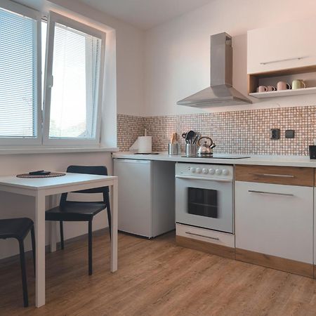 Restaurace Hotel Praha Nizbor Εξωτερικό φωτογραφία