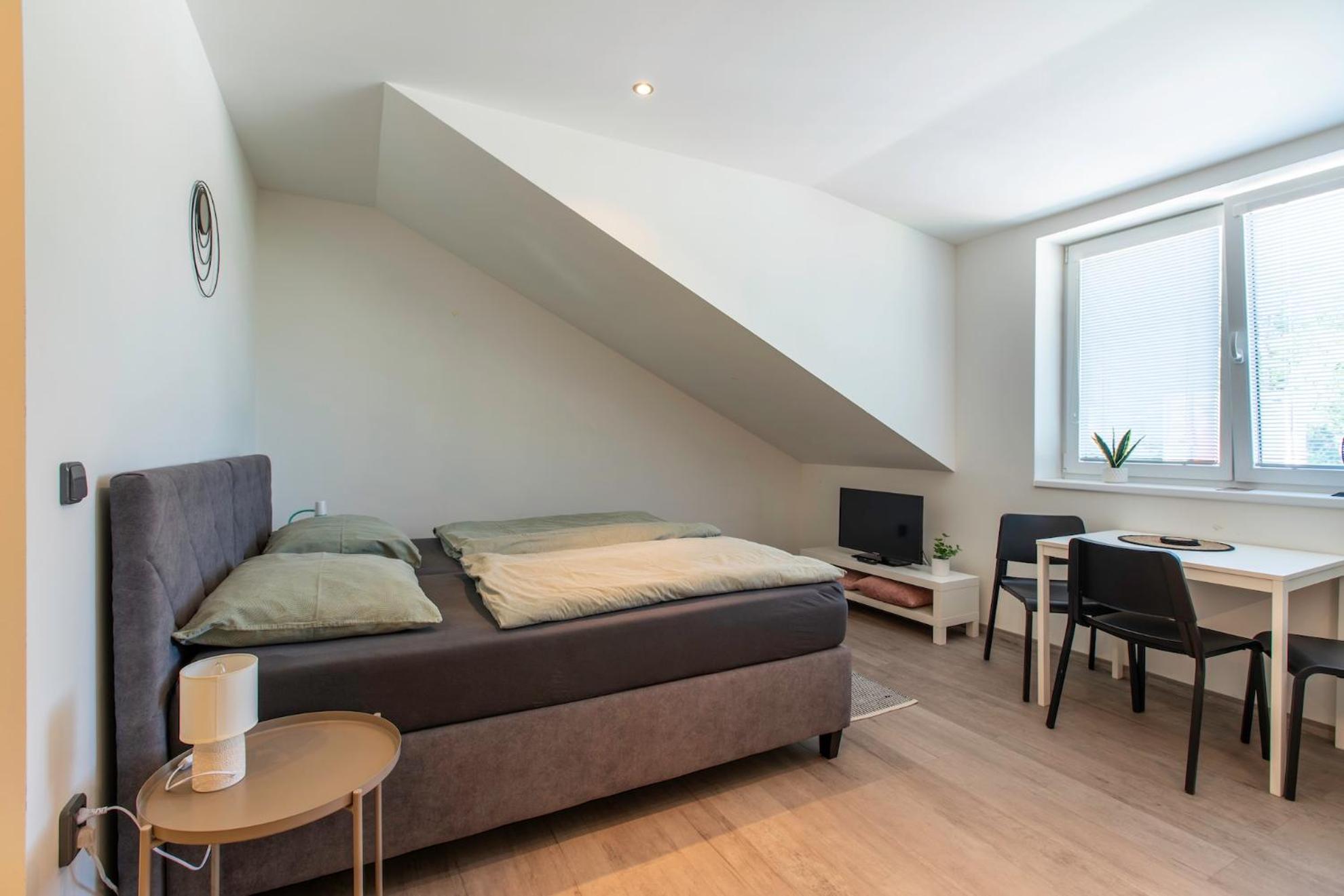 Restaurace Hotel Praha Nizbor Εξωτερικό φωτογραφία